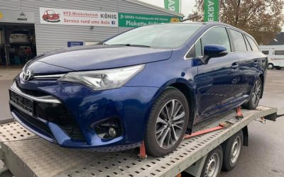 Německá Toyota Avensis s nájezdem pouze 79 000 kilometrů