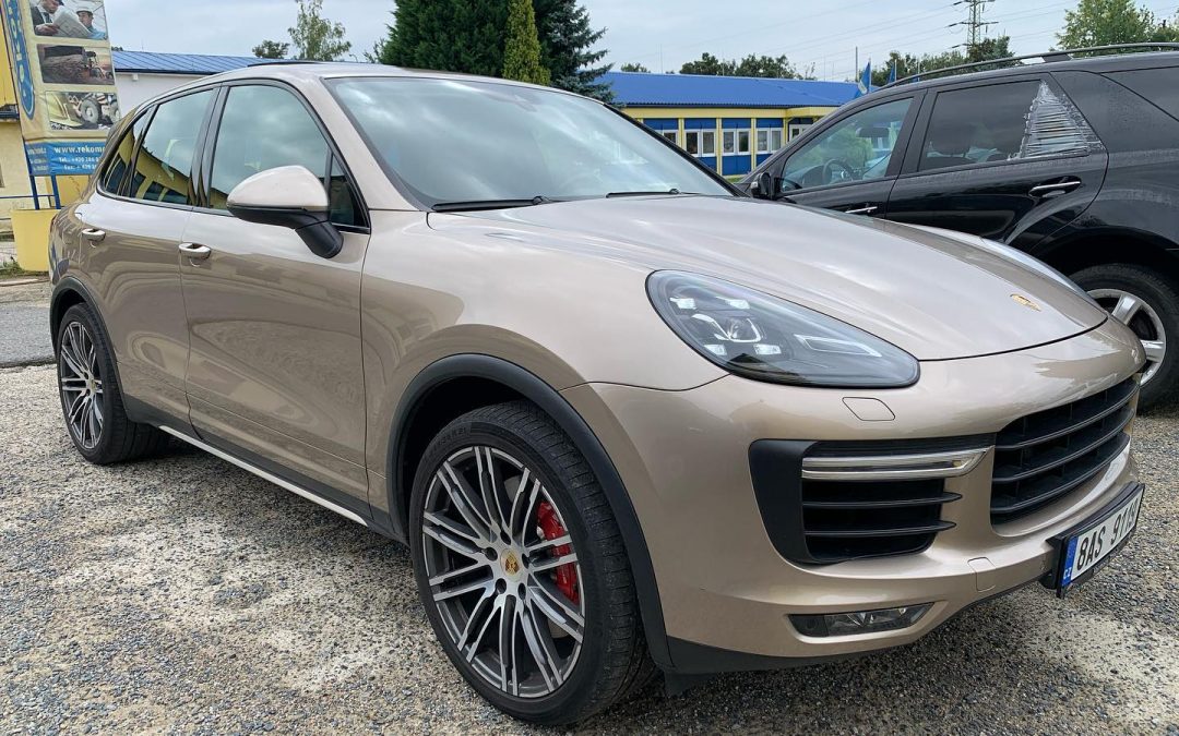 Dovoz Porsche Cayenne Turbo z Česka do Německa