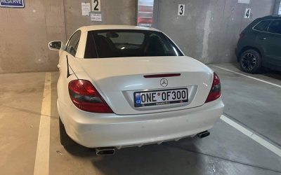 Dovoz sportovního Mercedesu SLK