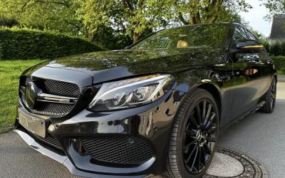 Osmiletý Mercedes-Benz C 43 AMG s nájezdem 125 000 kilometrů