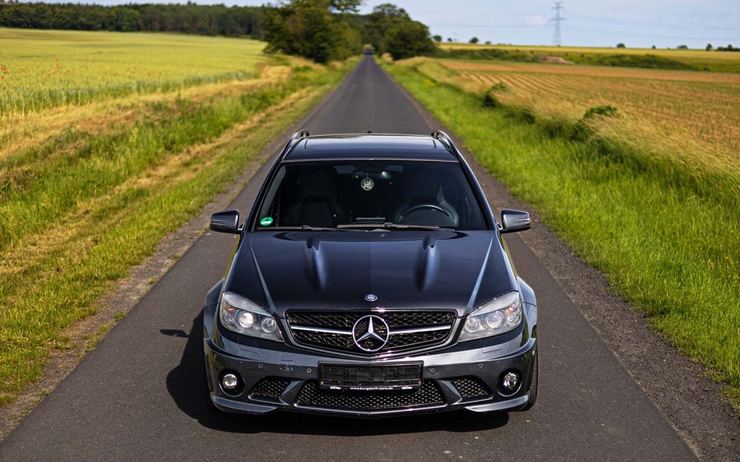 Na prodej: Mercedes-Benz C 63 AMG Performance Estate – Proč byste si ho měli koupit?