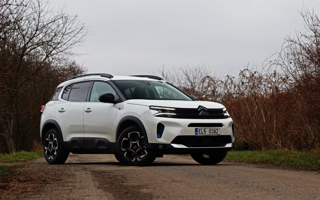 Ojeté hybridní auto – Zajímavá koupě nebo špatný nápad?