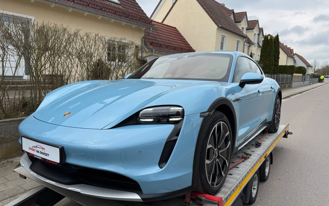 Dovoz elektromobilu z Německa: Porsche Taycan 4S