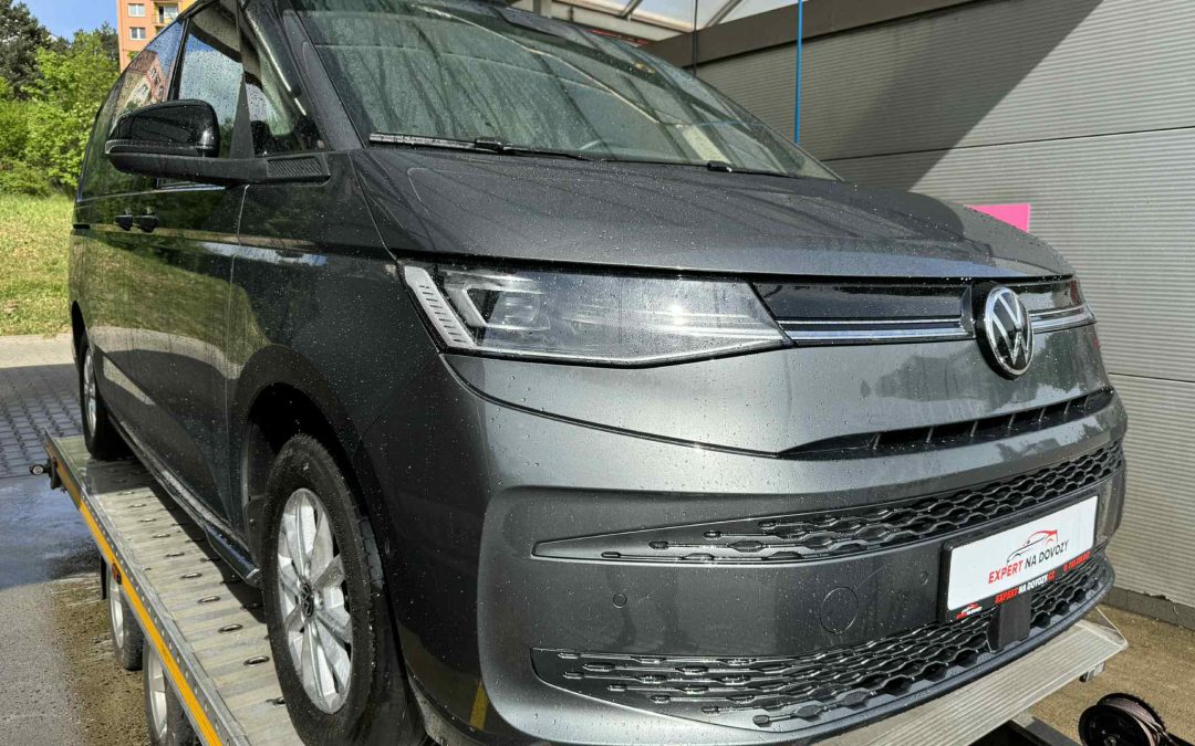 Dovoz VW Multivan T7 2.0 TDI: Geniální rodinné auto