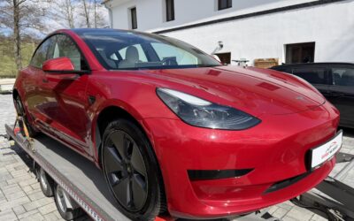Tesla Model 3: Elektromobil, který se prodal dříve, než dorazil do ČR